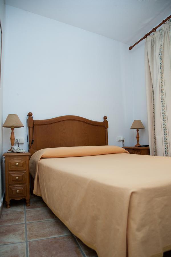 Hostal El Rincon Ávila Exterior photo